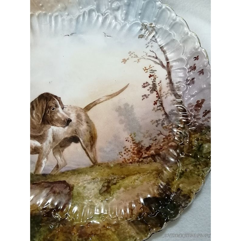 Тарелка блюдо настенное. Охота, собака. Живопись, XIX век.
