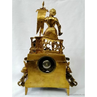 Часы каминные Рыцарь. Бронза, золочение. Франция 19 век. B.Lourd.